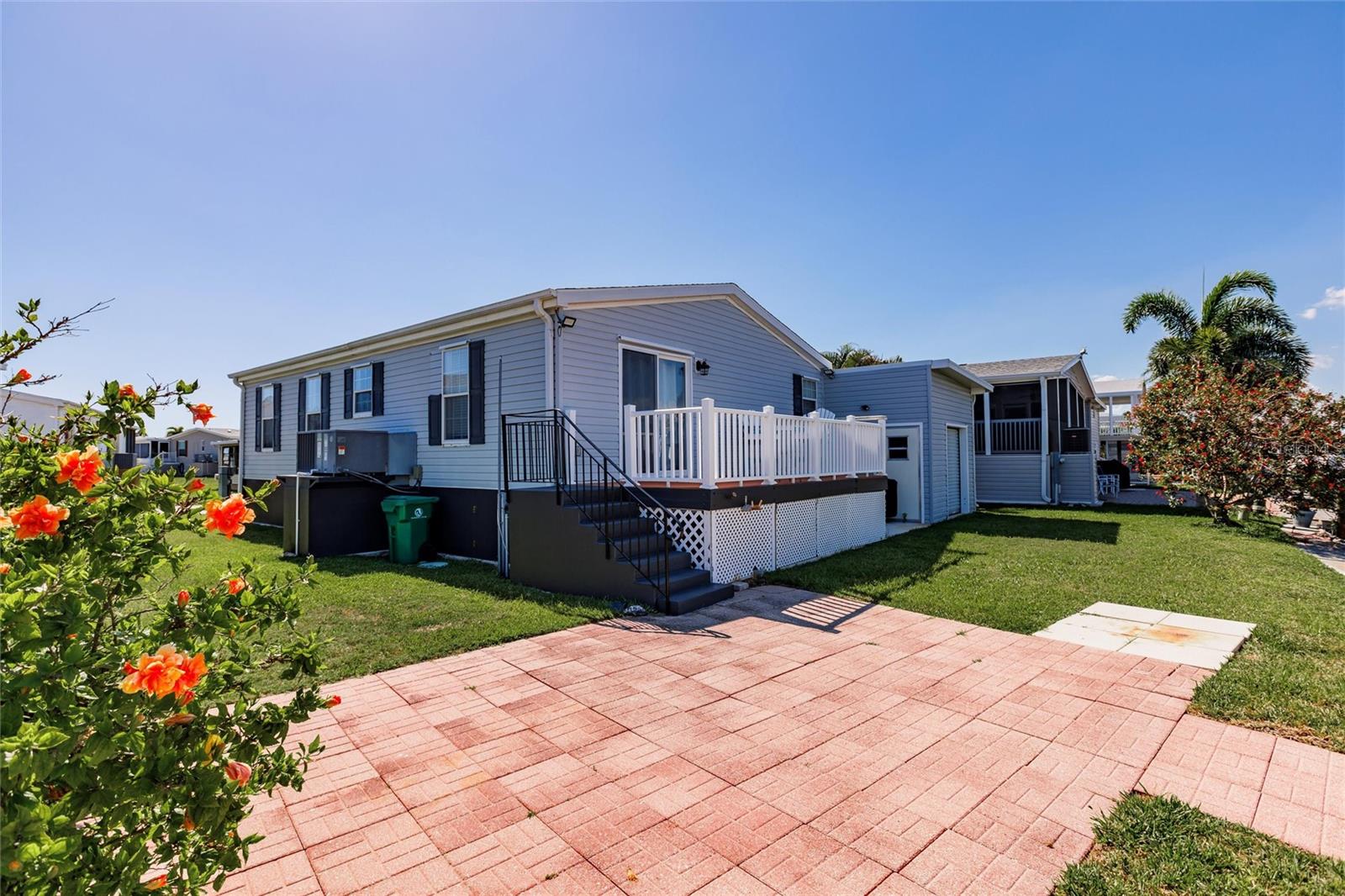 WINDMILL VILLAGE - Residential