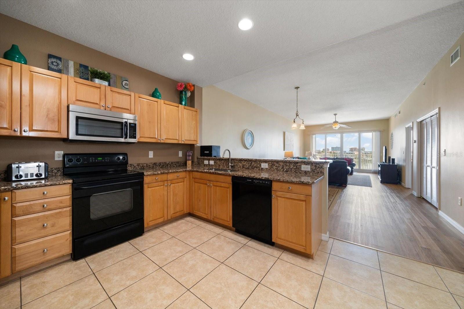 HARBORVIEW GRANDE CONDO - Residential Lease