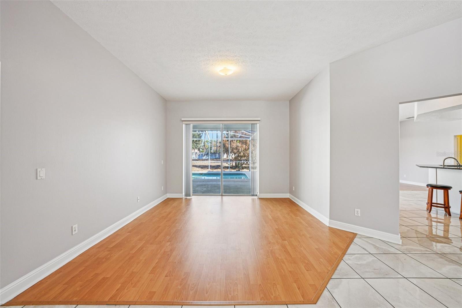 PARKLAND ESTATES EAST - Residential