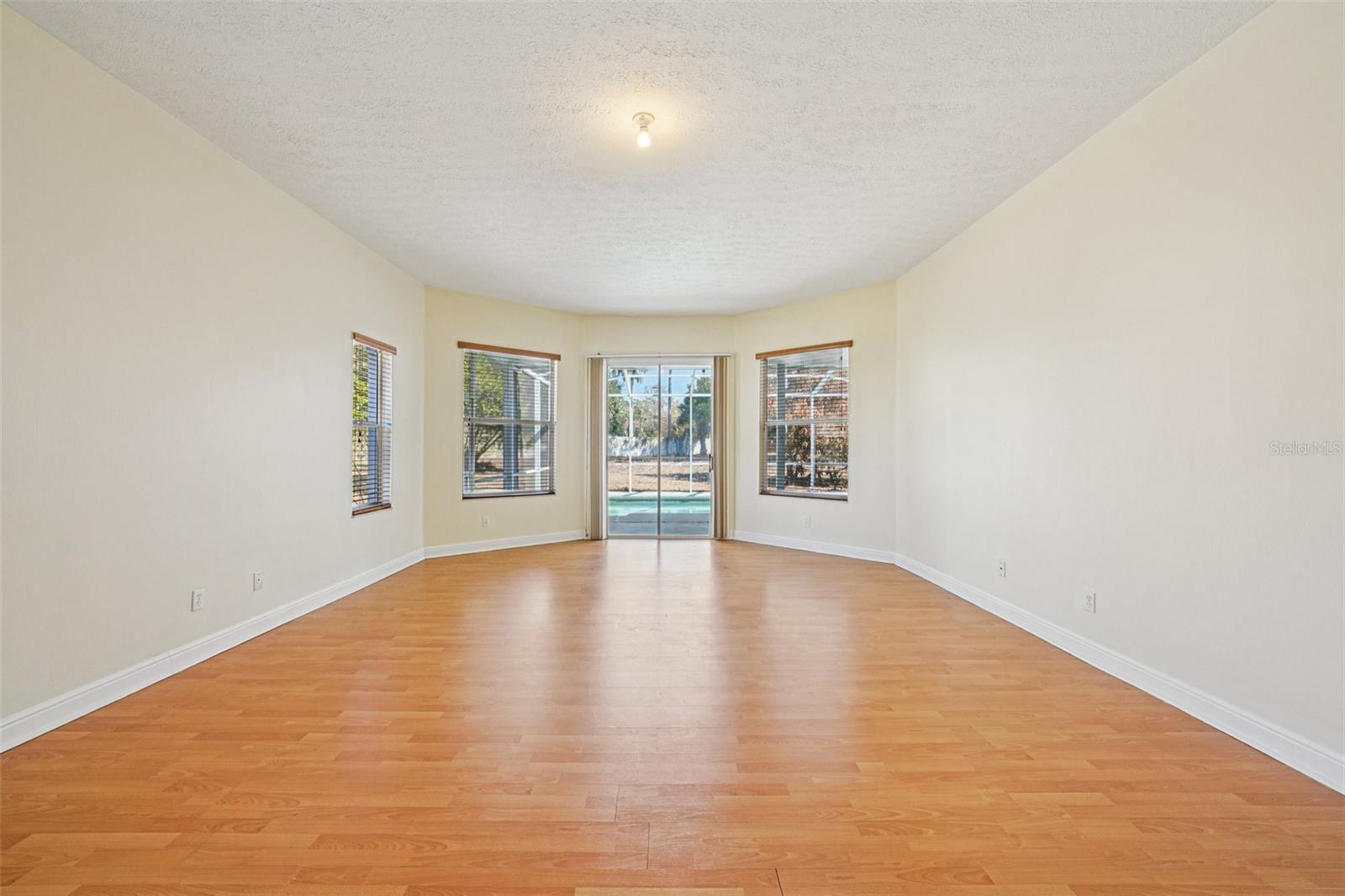 PARKLAND ESTATES EAST - Residential