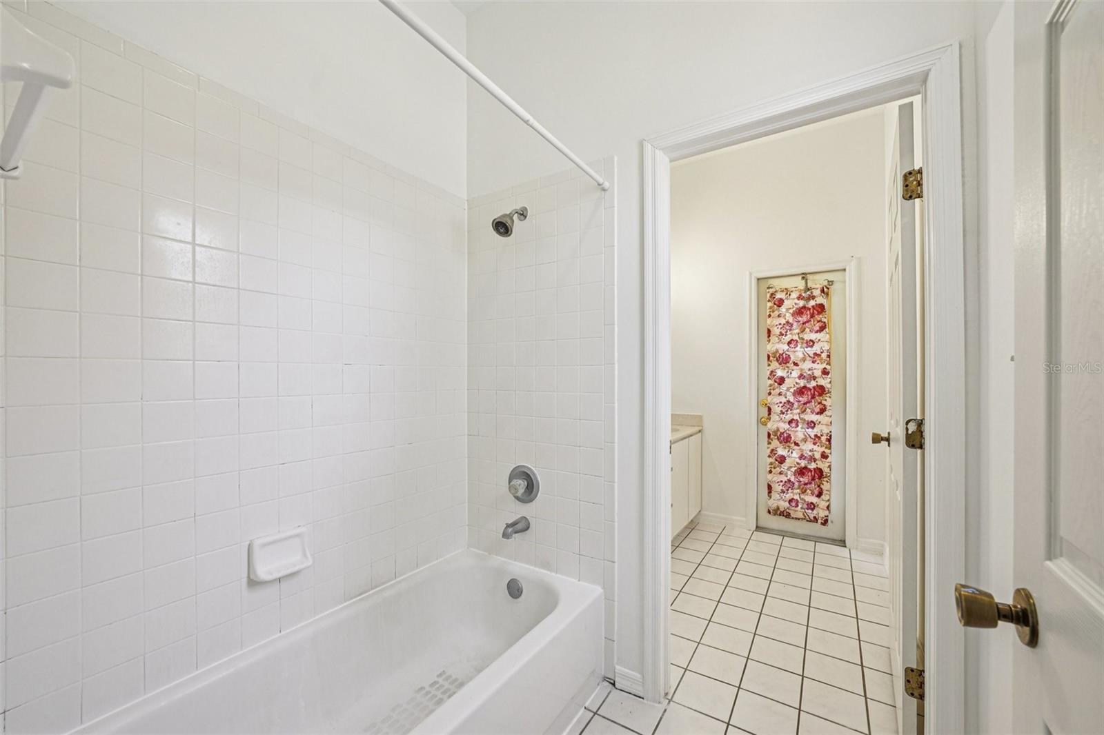 PARKLAND ESTATES EAST - Residential