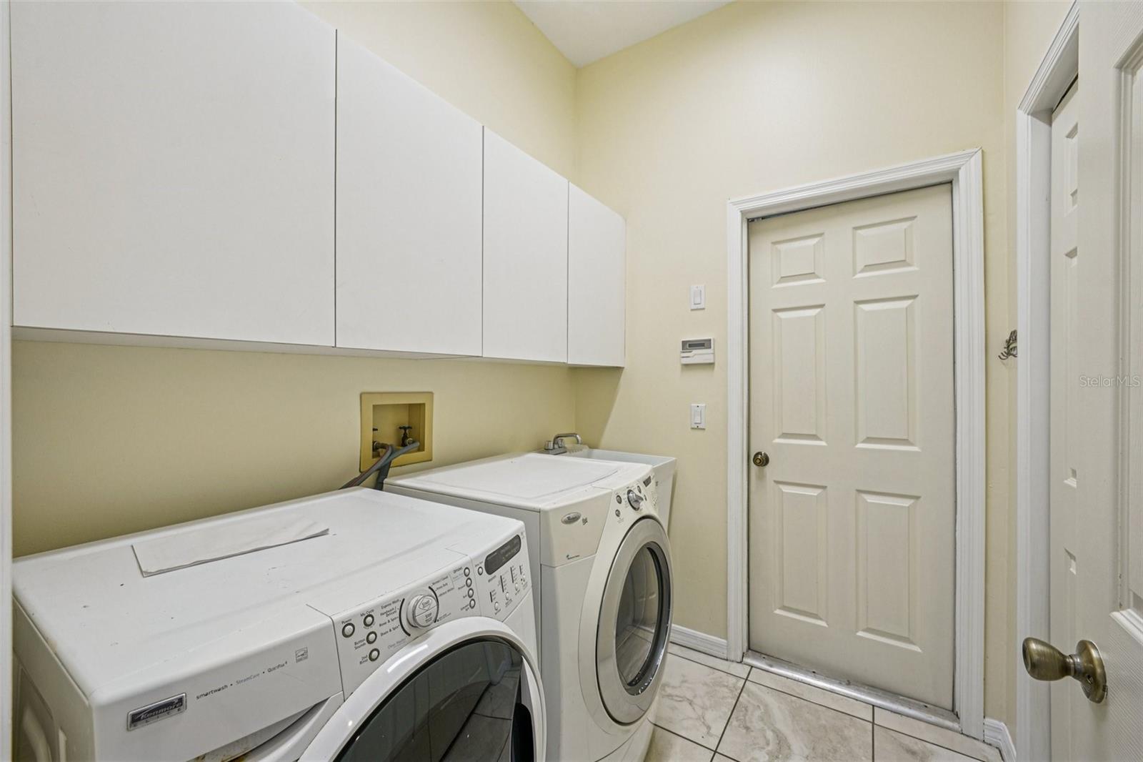 PARKLAND ESTATES EAST - Residential