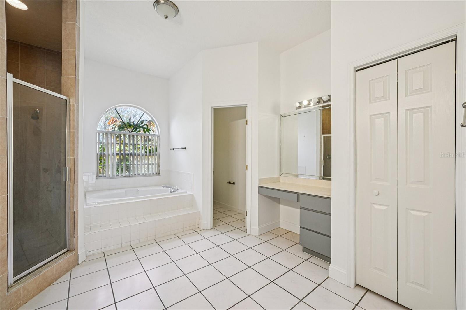 PARKLAND ESTATES EAST - Residential