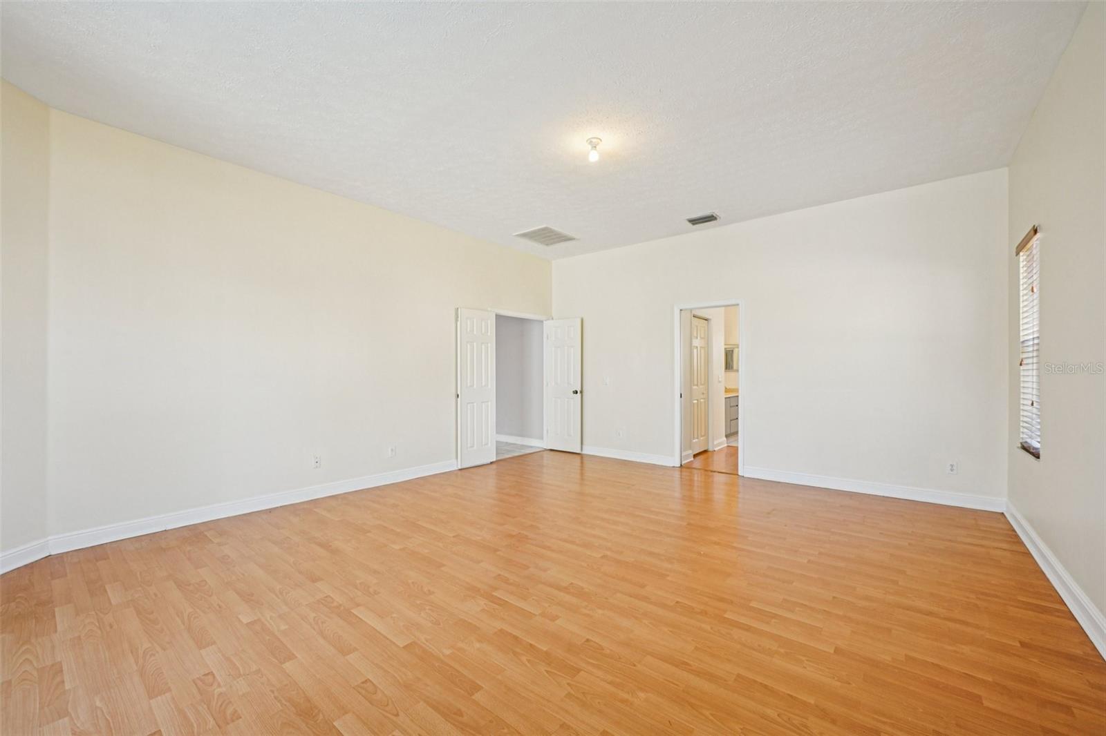 PARKLAND ESTATES EAST - Residential