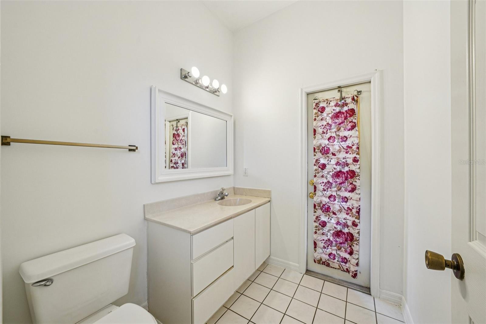 PARKLAND ESTATES EAST - Residential