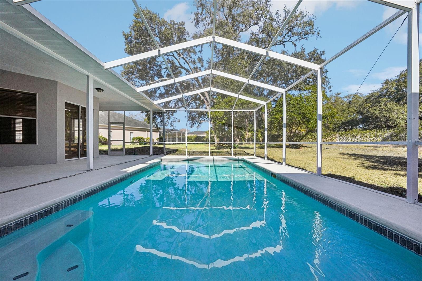 PARKLAND ESTATES EAST - Residential