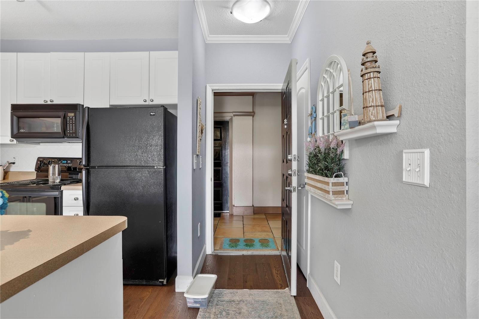 4221 W SPRUCE STREET 2426