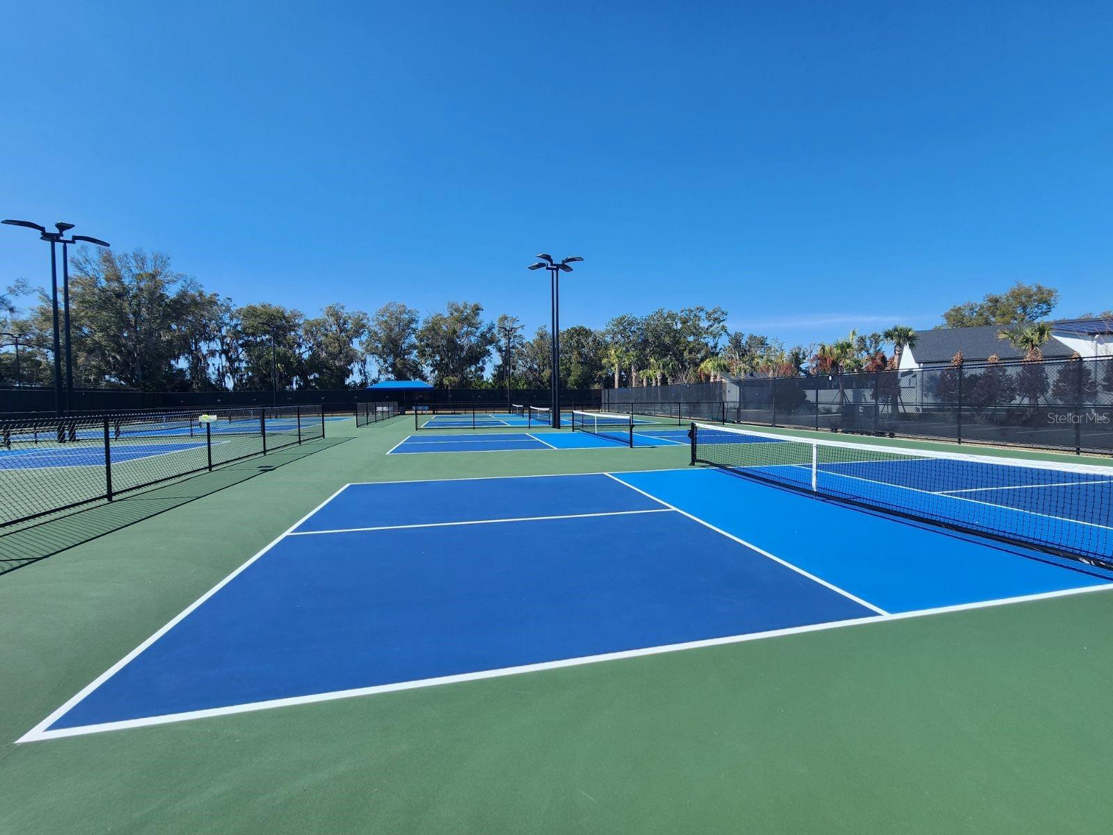 CRESSWIND/LK HARRIS PH 1 - Residential