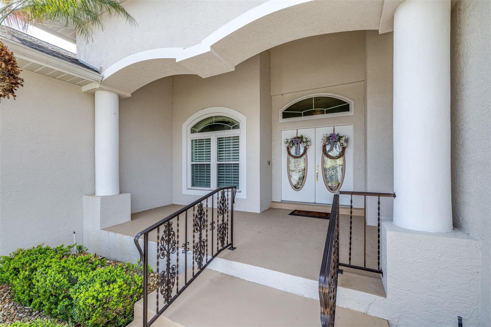 6758 HUNTINGTON HILLS BOULEVARD