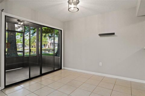 Condominium in ORLANDO FL 5957 WINDHOVER DRIVE 10.jpg