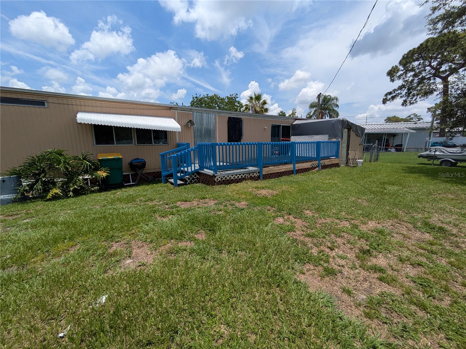LEE BEL PARK - Residential