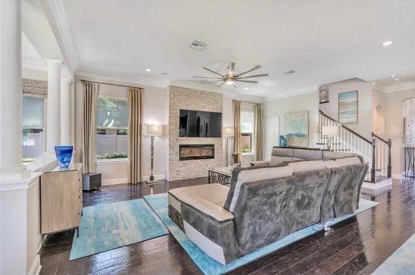 12530 CLIMBING VINE COURT