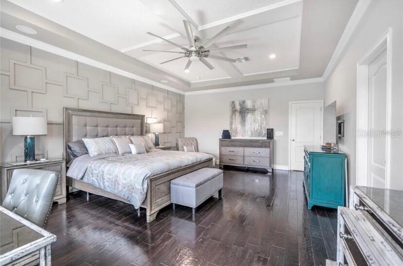 12530 CLIMBING VINE COURT