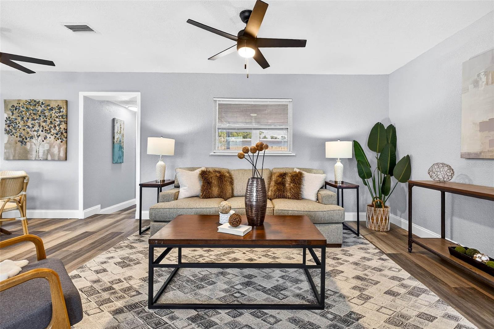 MEADOW LAWN 13TH ADD - Residential