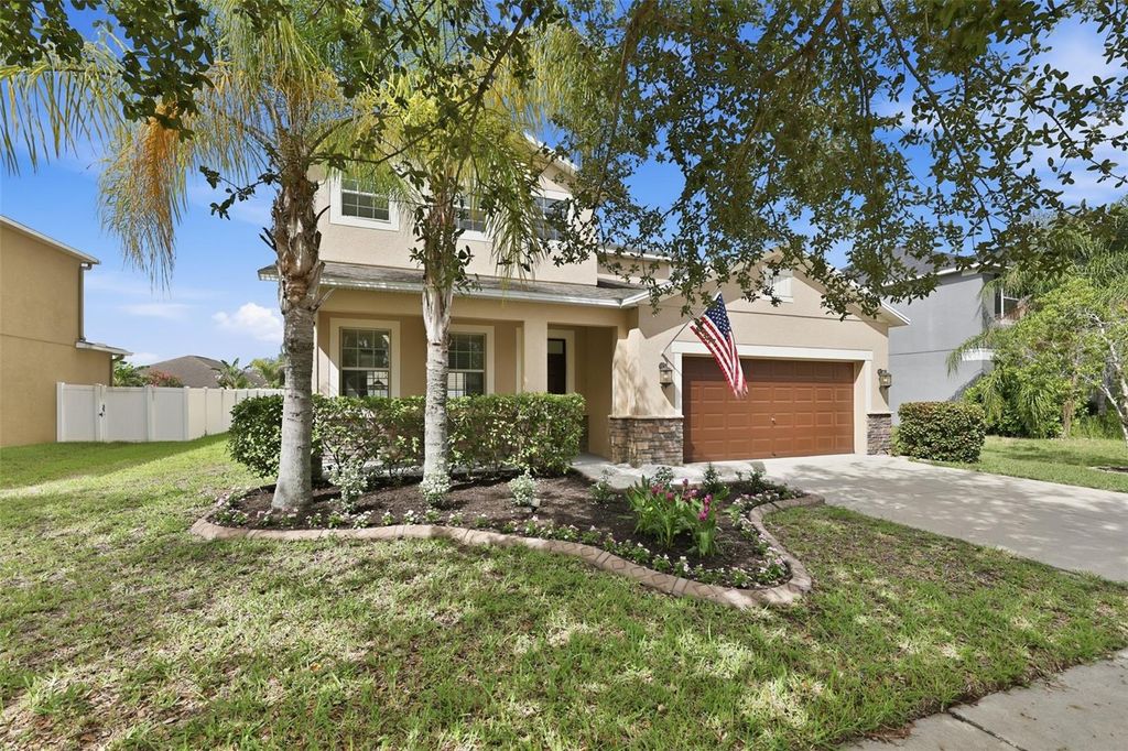Photo of 10811 Kirkwall Port Drive, Wimauma, FL 33598 (MLS # TB8527501)