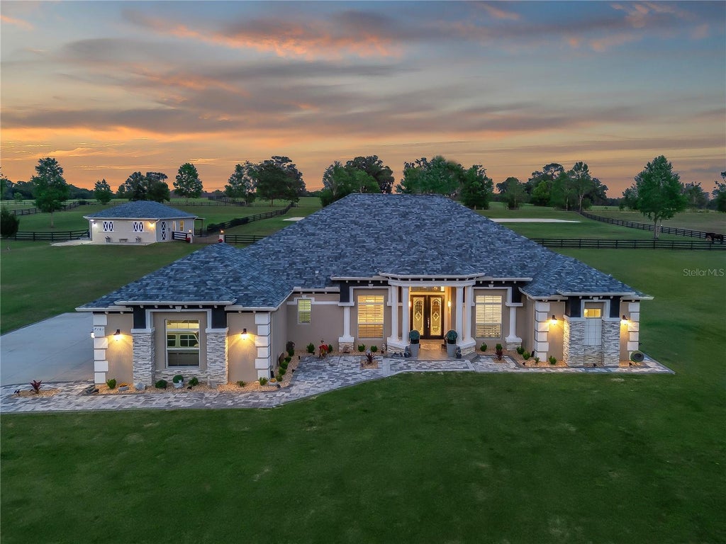 Photo of 7161 NE 22nd Court Road, Ocala, FL 34479 (MLS # OM734329)