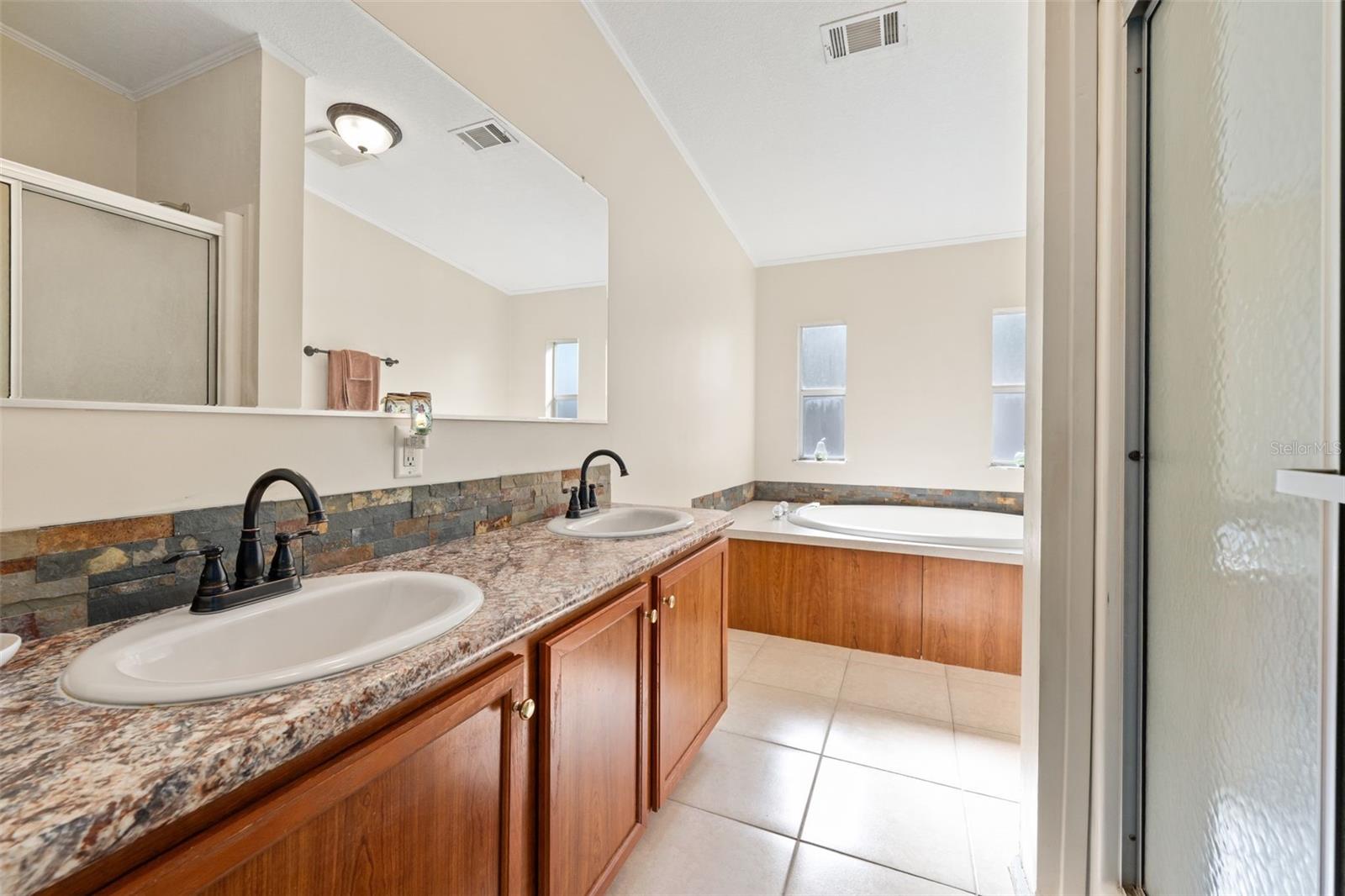 ALACHUA FOREST - Residential