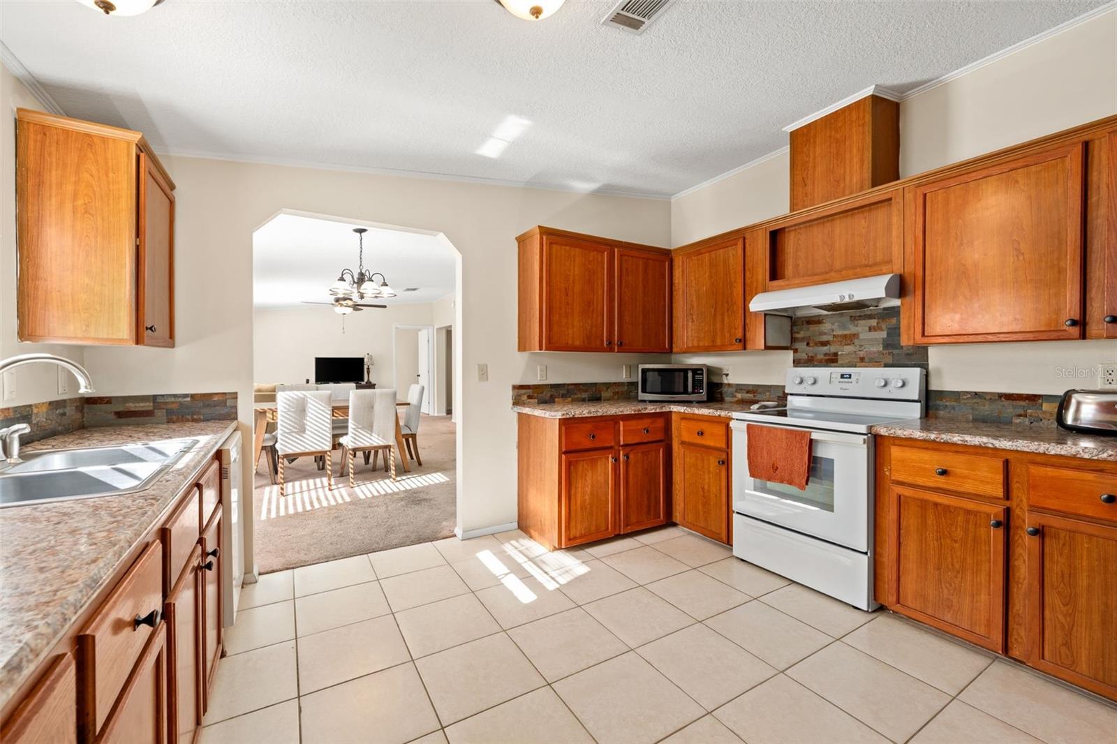 ALACHUA FOREST - Residential