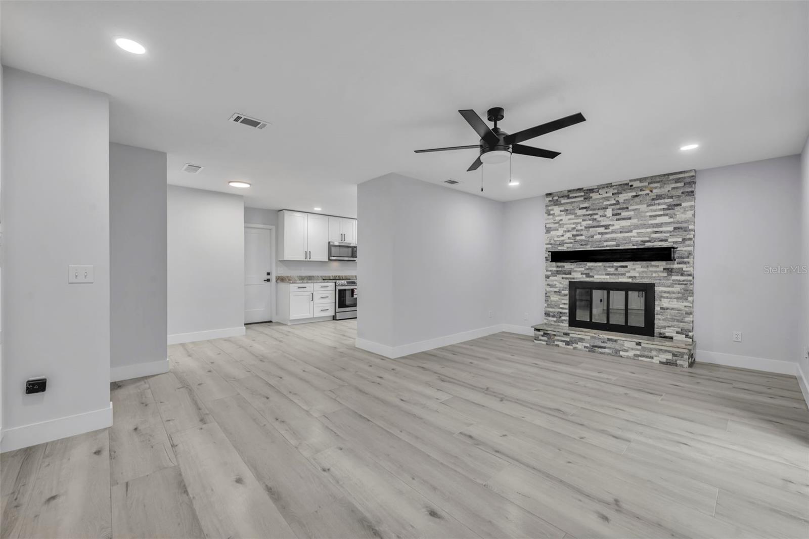 NORTH ORLANDO RANCHES SEC 02A - Residential