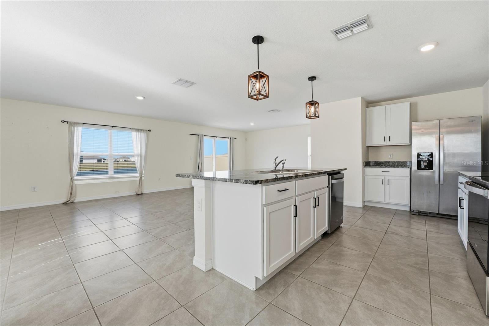 10215 CHARLOTTE DRIVE, PARRISH, FL, 34219 4 10215 CHARLOTTE DRIVE