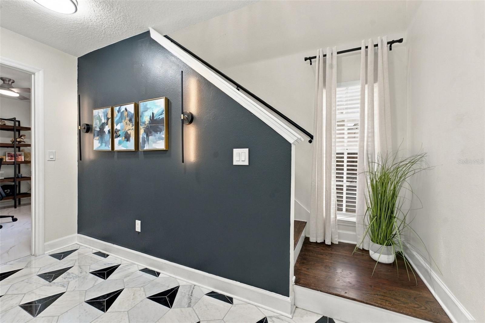 3111 W DE LEON STREET 9