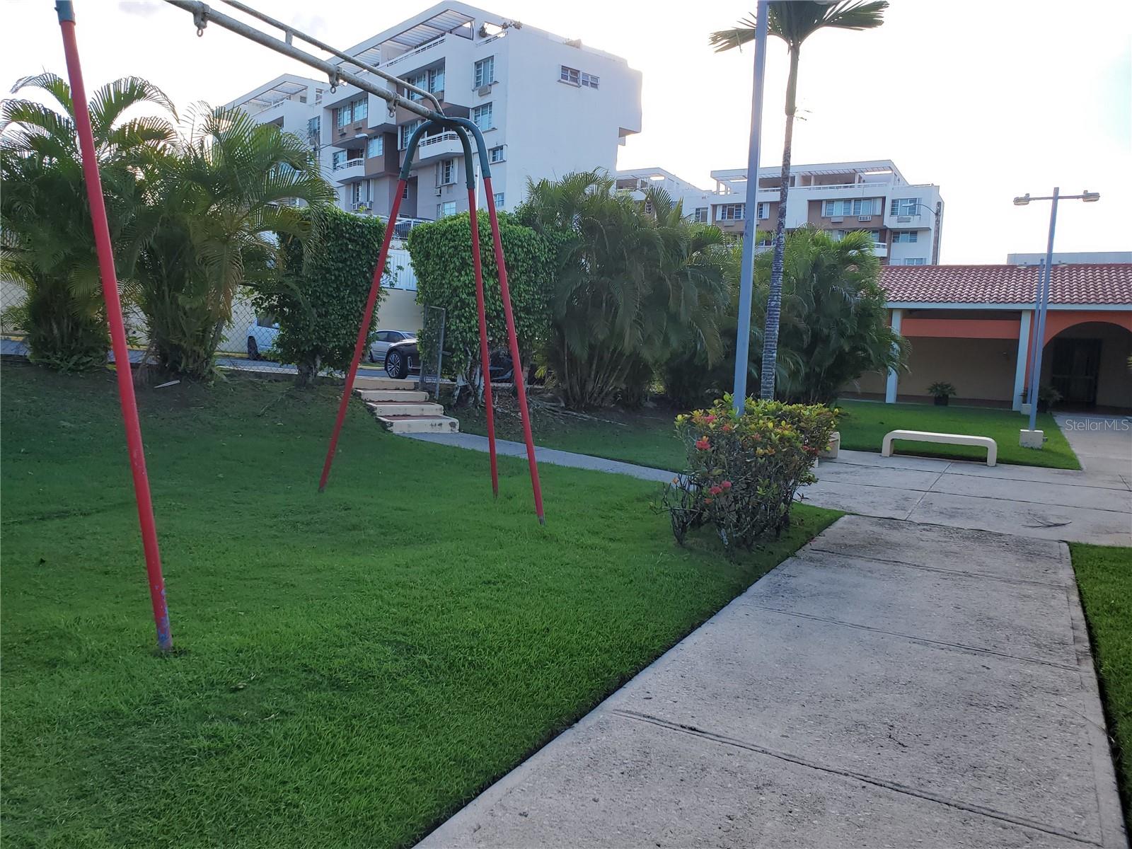 CONDOMINIO PARQUE REAL - Residential