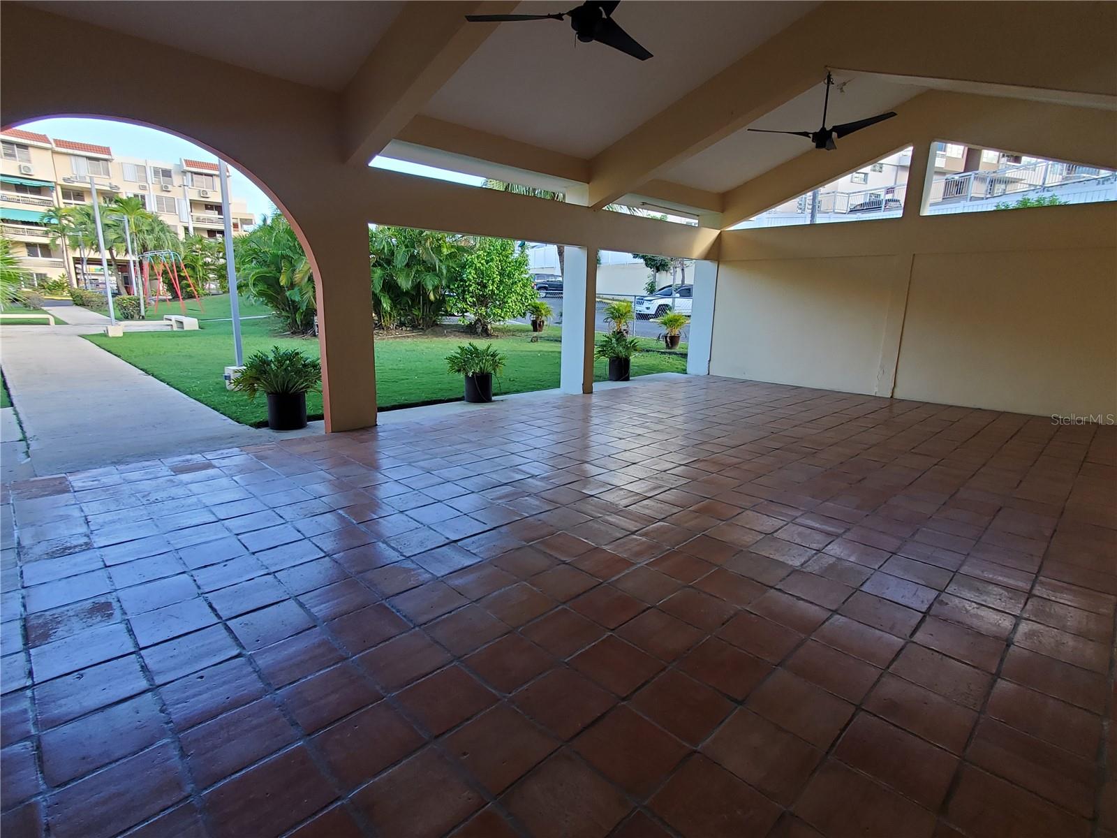 CONDOMINIO PARQUE REAL - Residential