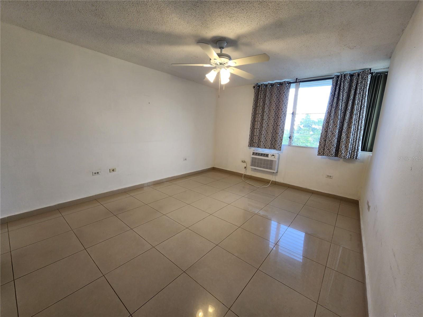 30 BORBON AVENUE A506