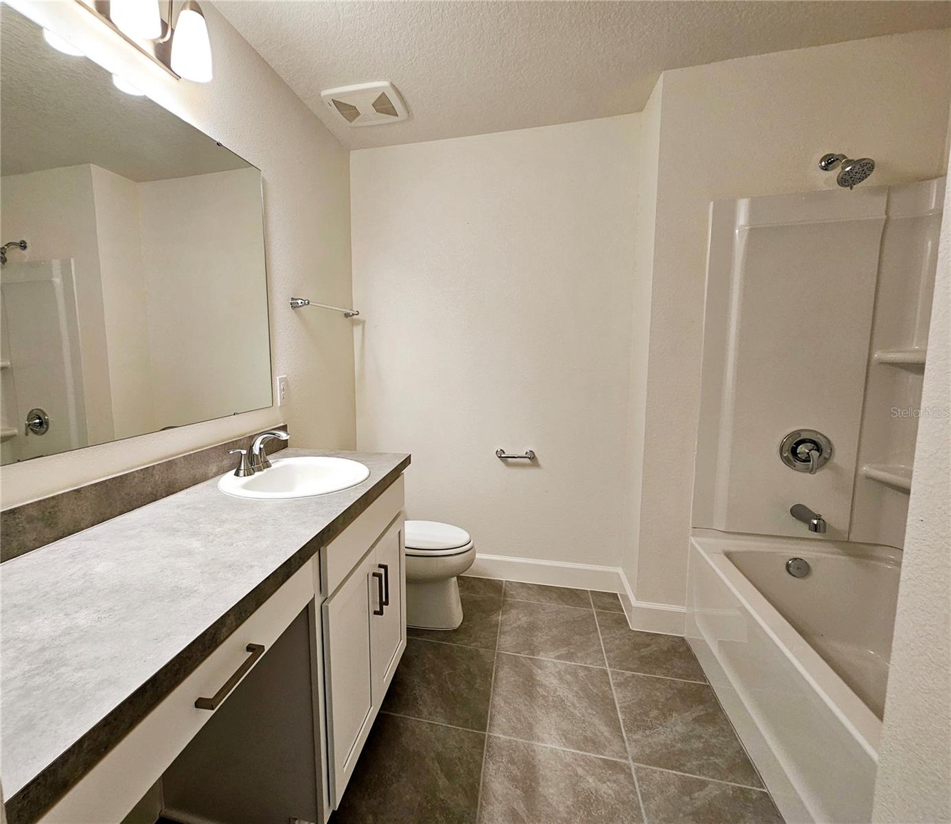 SANCTUARY PH 3B - Residential Lease