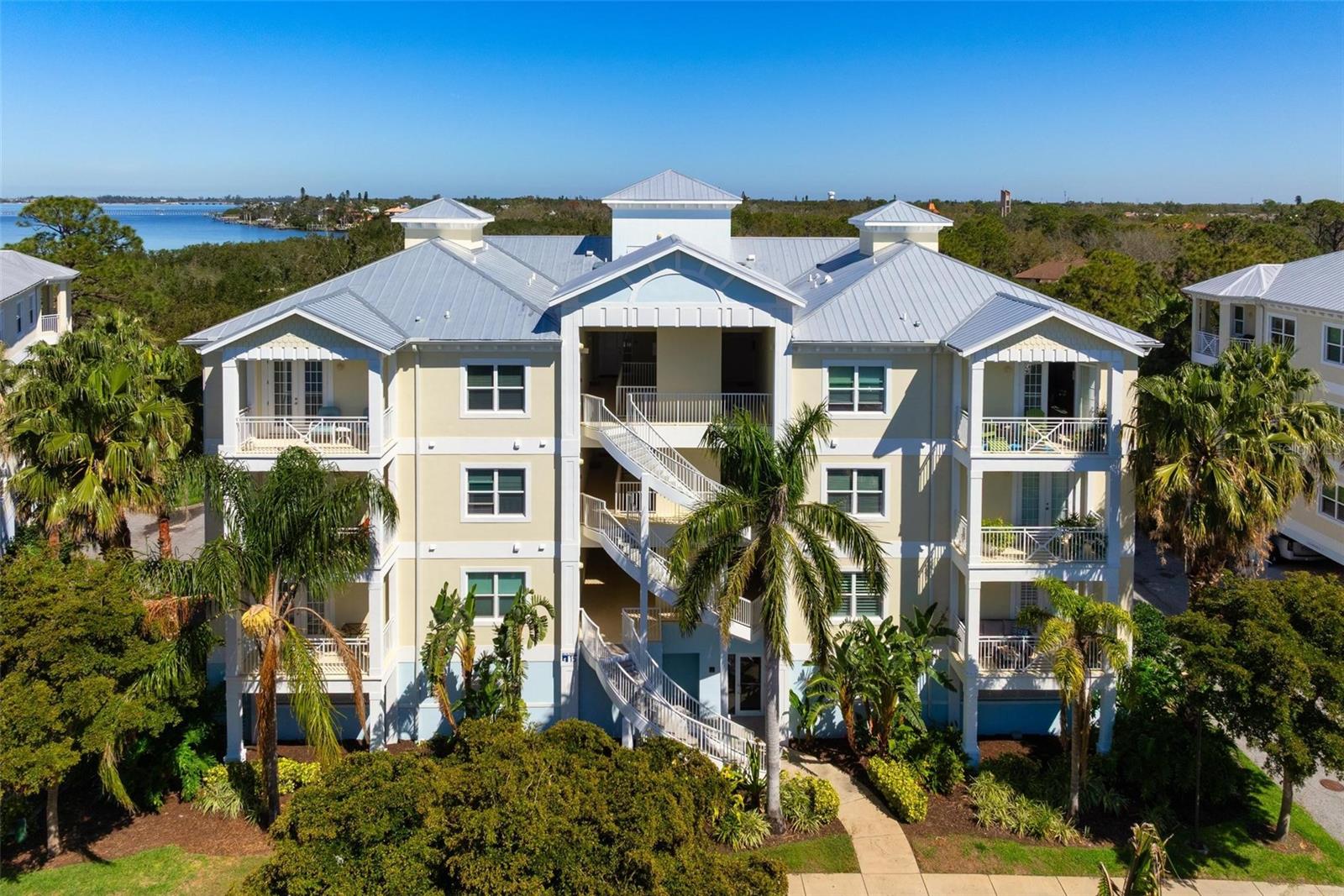 PALMA SOLA BAY CLUB PH 10 OR2746/0877 - Residential