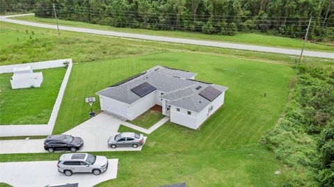 A home in POINCIANA