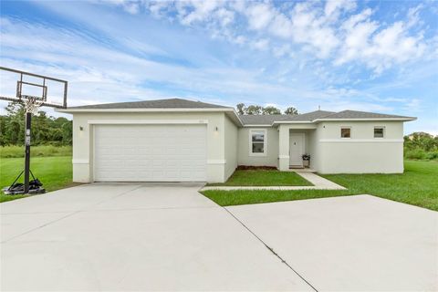 A home in POINCIANA