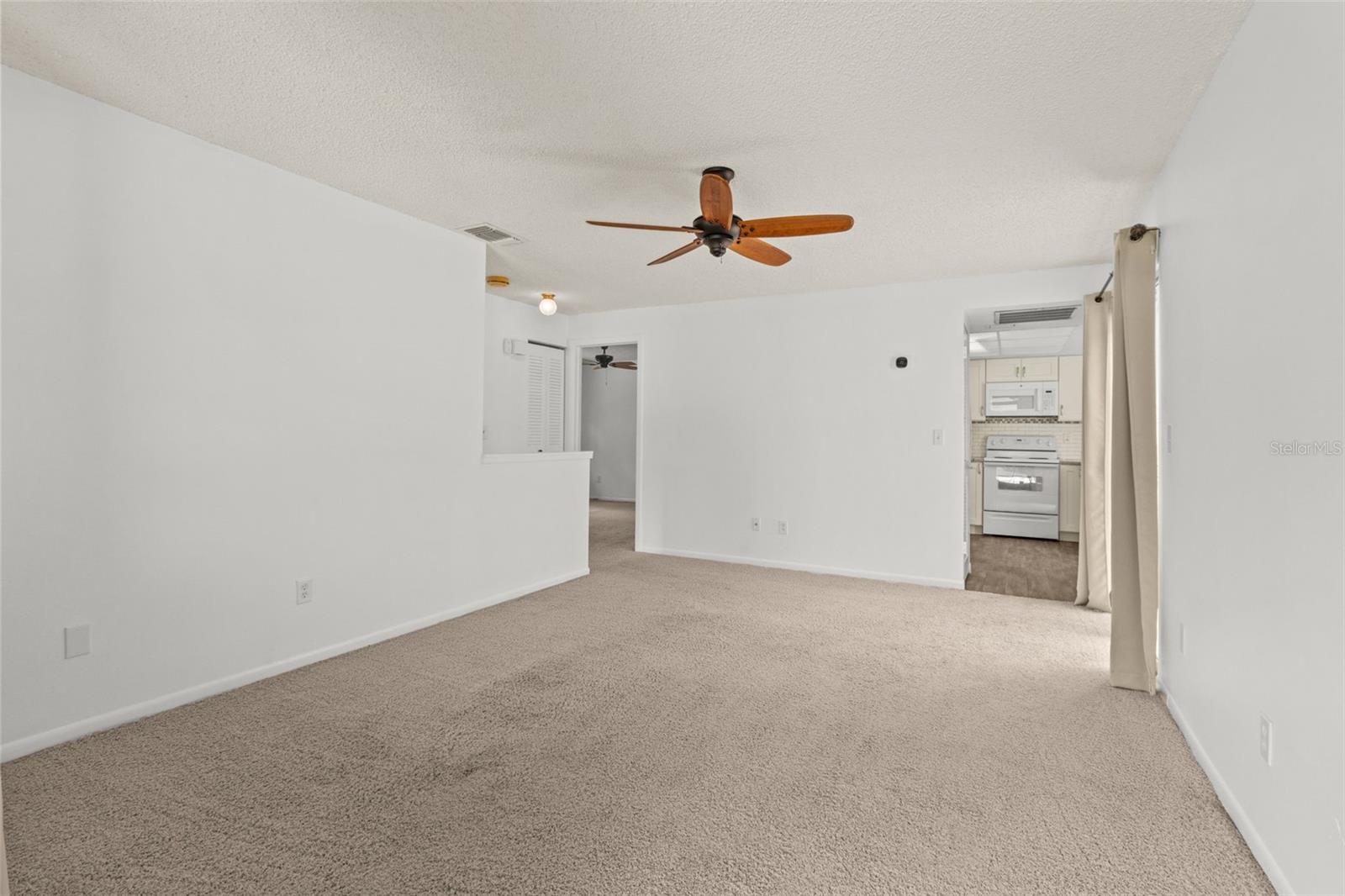 1163 ORANGE TREE CIRCLE W D