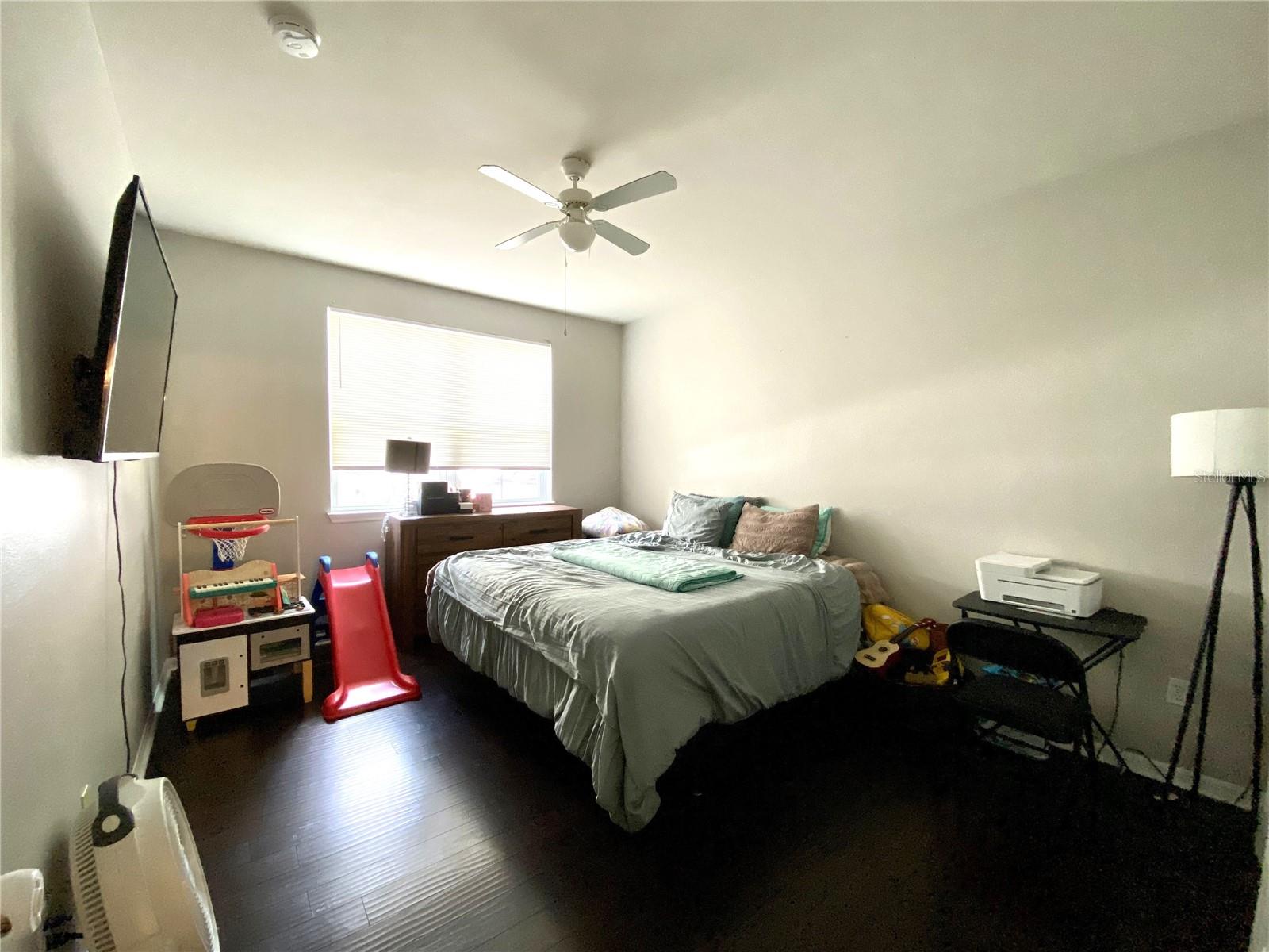 HAMPTONS/METROWEST - Residential
