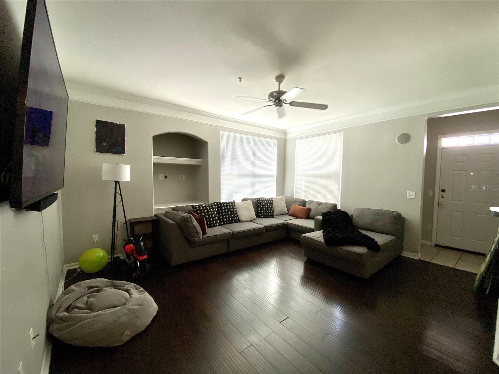 HAMPTONS/METROWEST - Residential