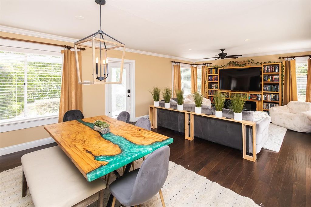 Photo of 1001 Nottingham Street, Orlando, FL 32803 (MLS # O6409373)