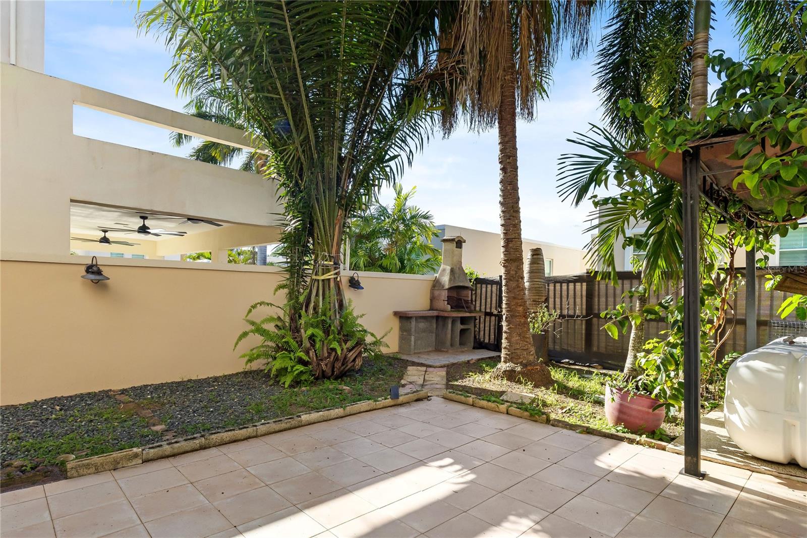 URB MIRABELLA VILLAGE AND CLUB - Residential