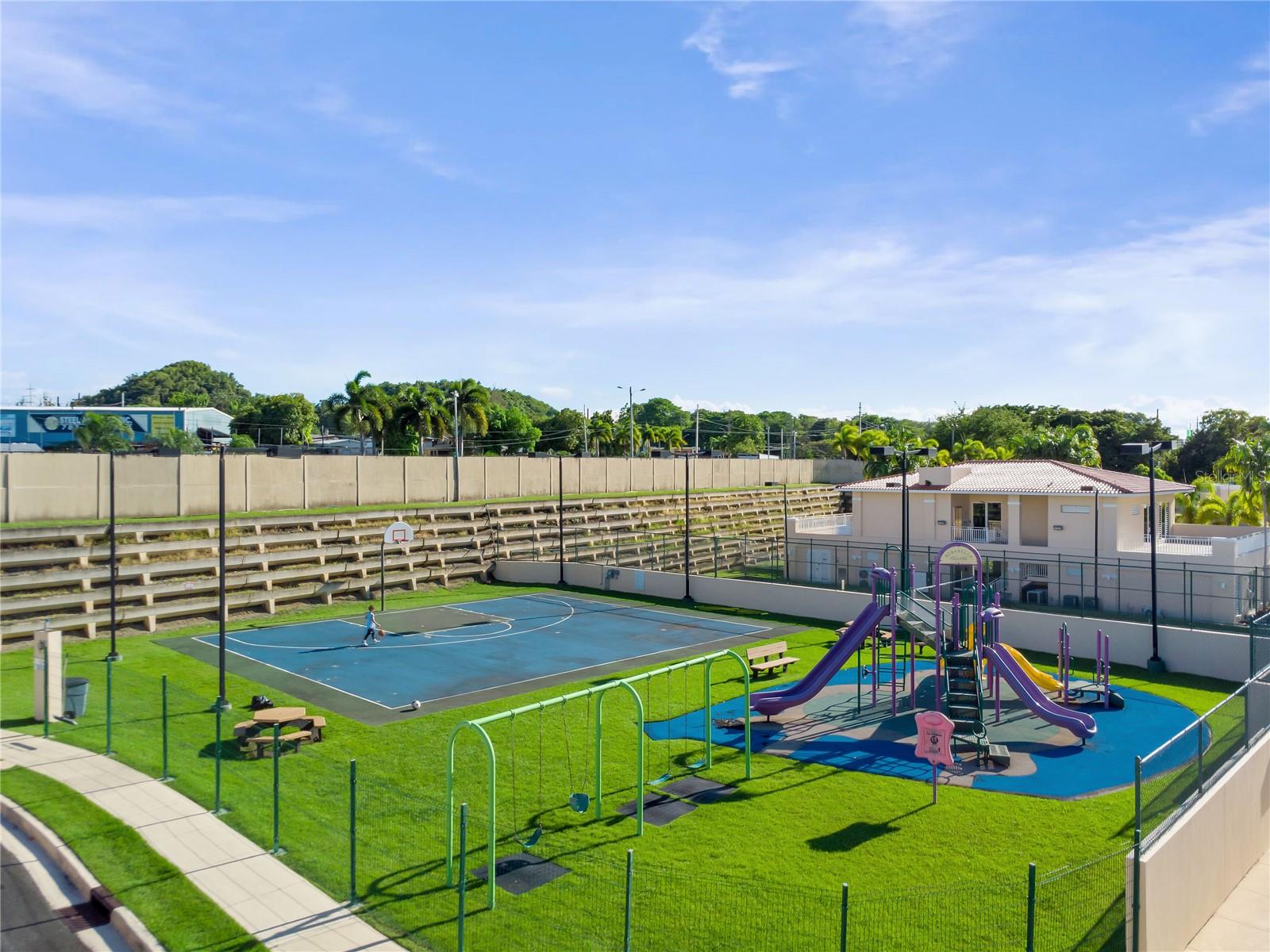 URB MIRABELLA VILLAGE AND CLUB - Residential