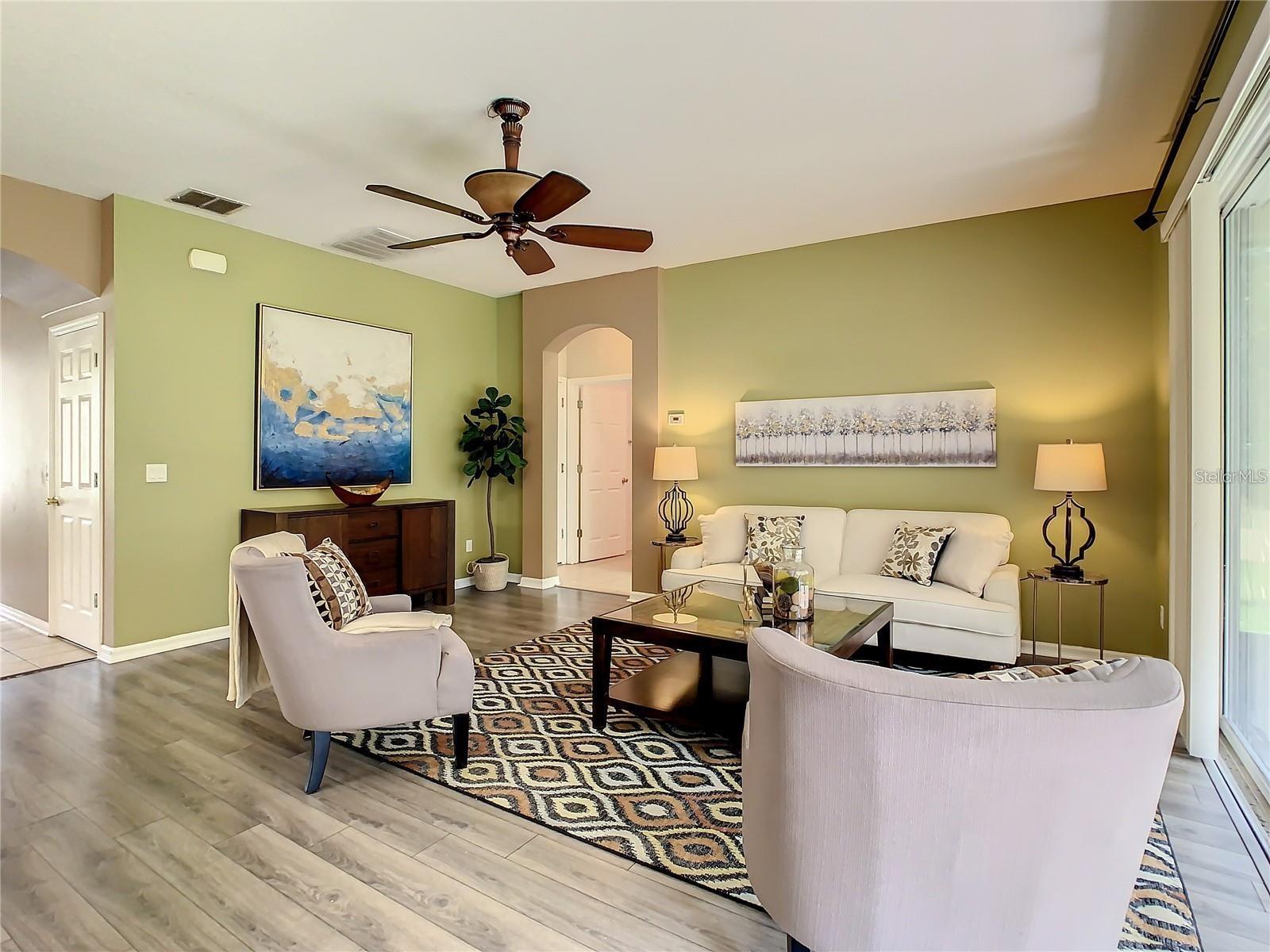 RESERVE/MDW LAKE A-I K M O Q T - Residential Lease