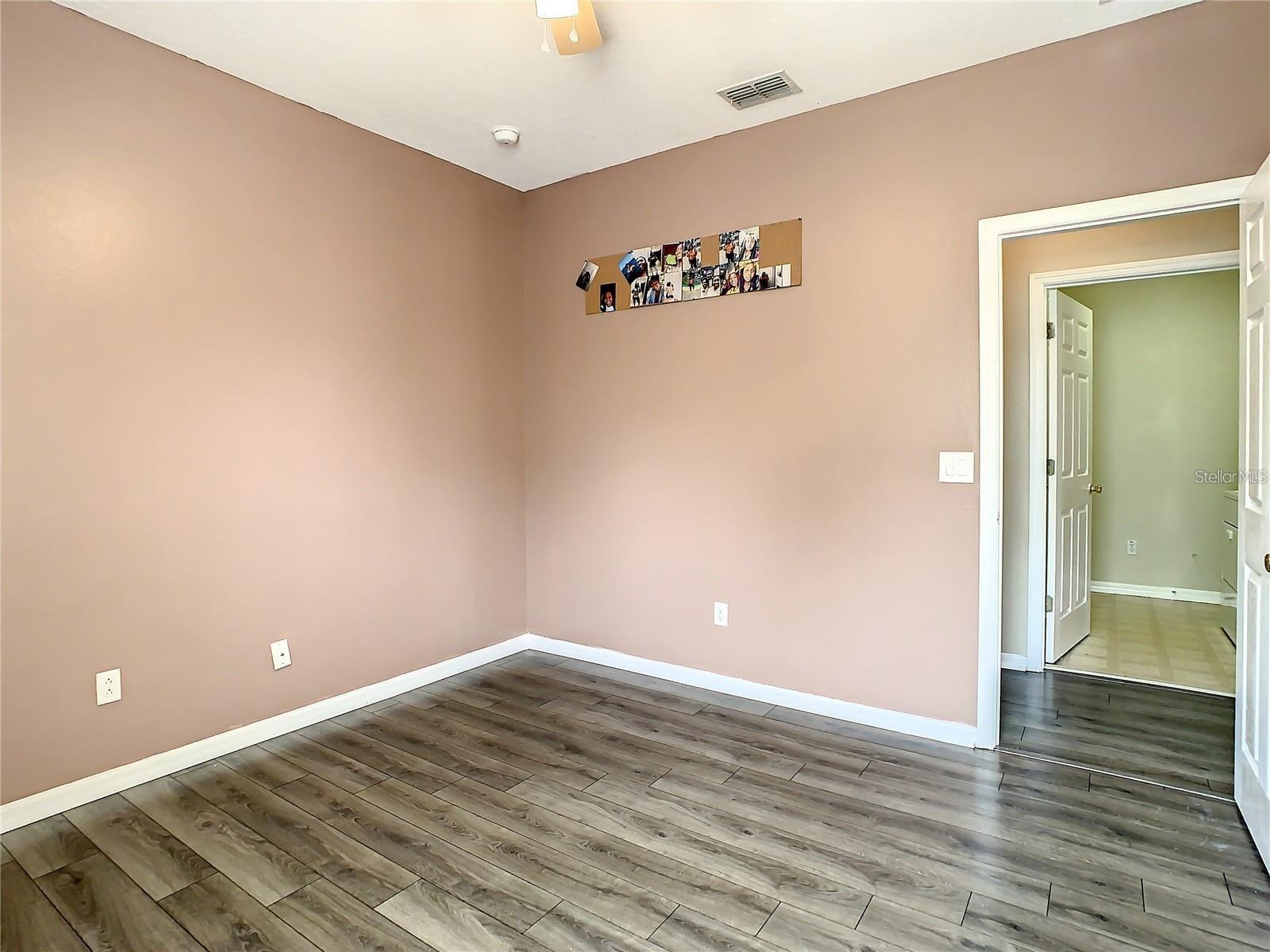 RESERVE/MDW LAKE A-I K M O Q T - Residential Lease