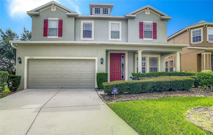 One or more photo(s) has been virtually staged. Welcome Home! This open-concept 5 bedroom and 3 bathroom home is located just a minute from 429, turnpike, and 408 facilitate short commutes everywhere. A must-see home in one of the best communities in Ocoee.