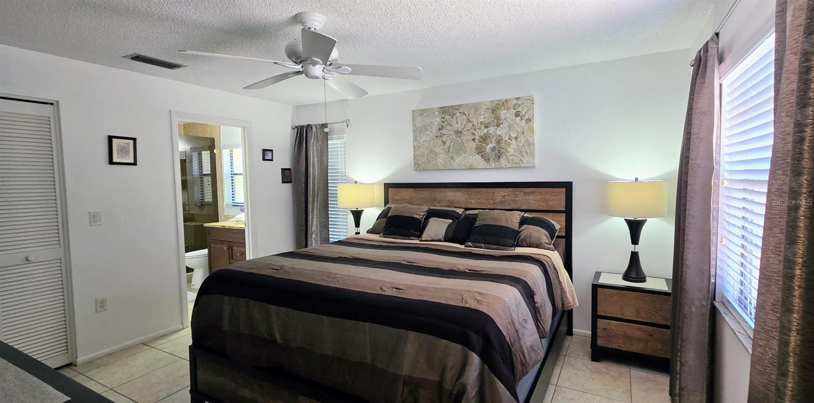 GULF GATE EAST UNIT 3 - Residential Lease