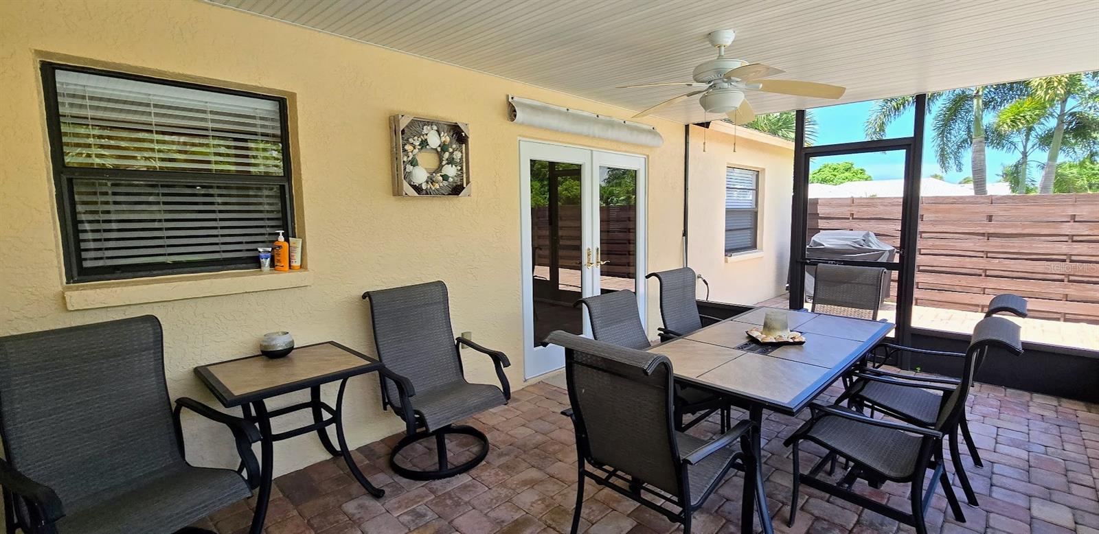 GULF GATE EAST UNIT 3 - Residential Lease