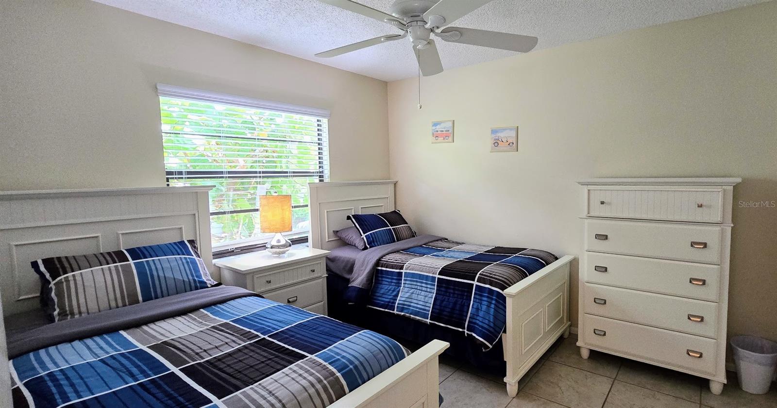 GULF GATE EAST UNIT 3 - Residential Lease