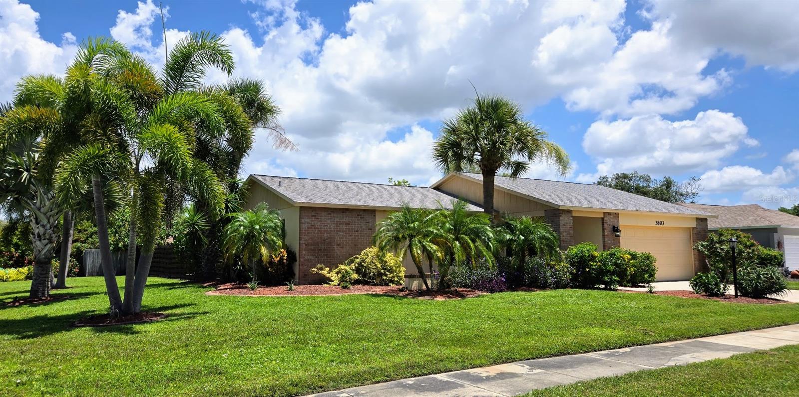 GULF GATE EAST UNIT 3 - Residential Lease