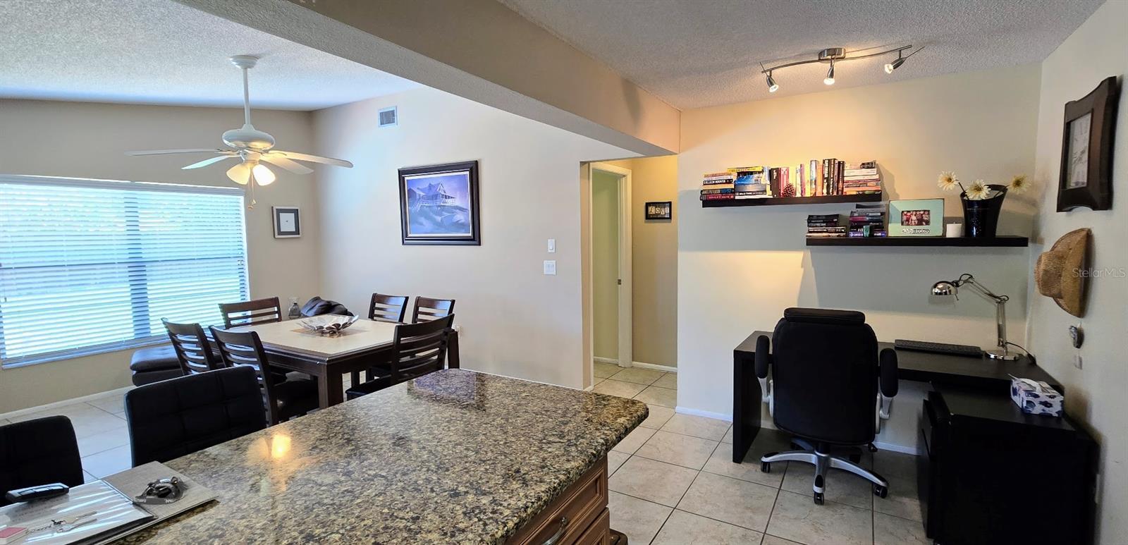 GULF GATE EAST UNIT 3 - Residential Lease