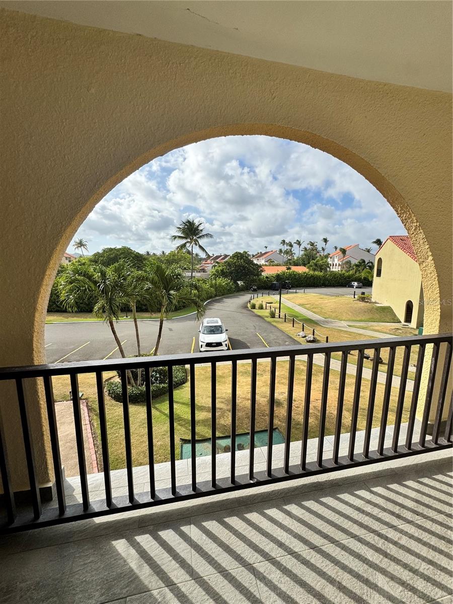 BEACH VILLAGE - Residential