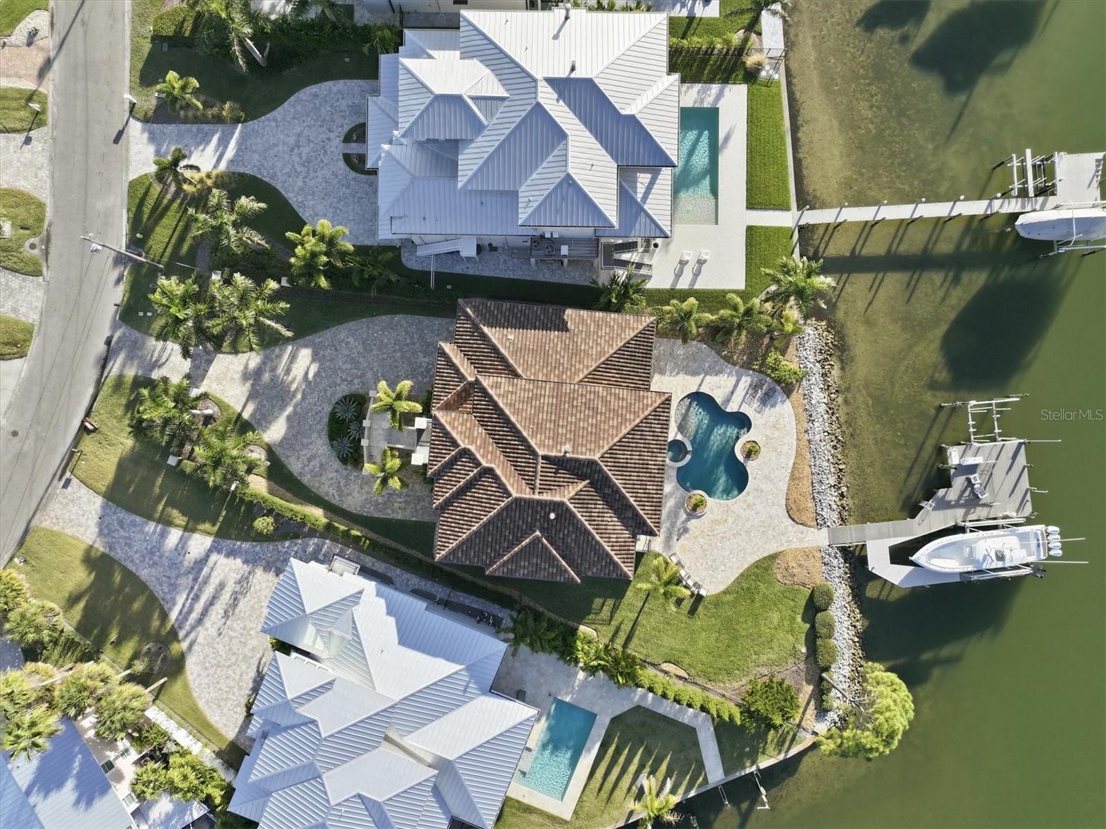 BAYWOOD SHORES - Residential