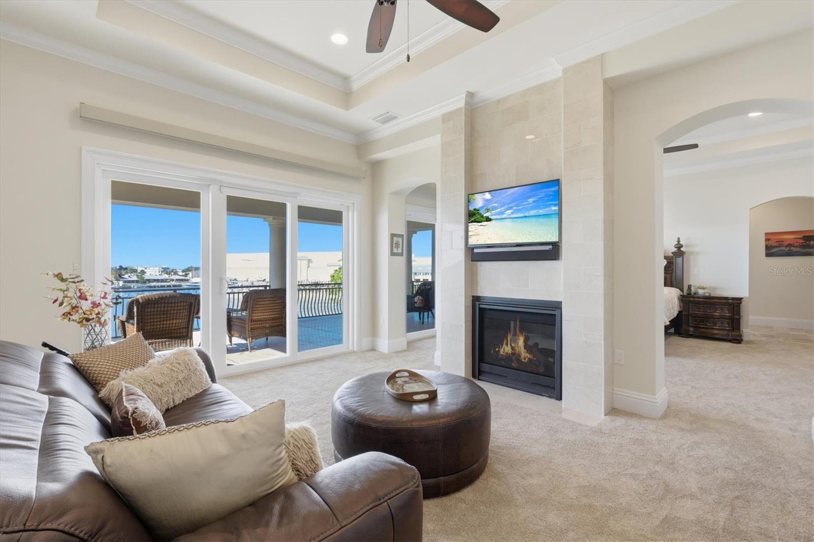 BAYWOOD SHORES - Residential