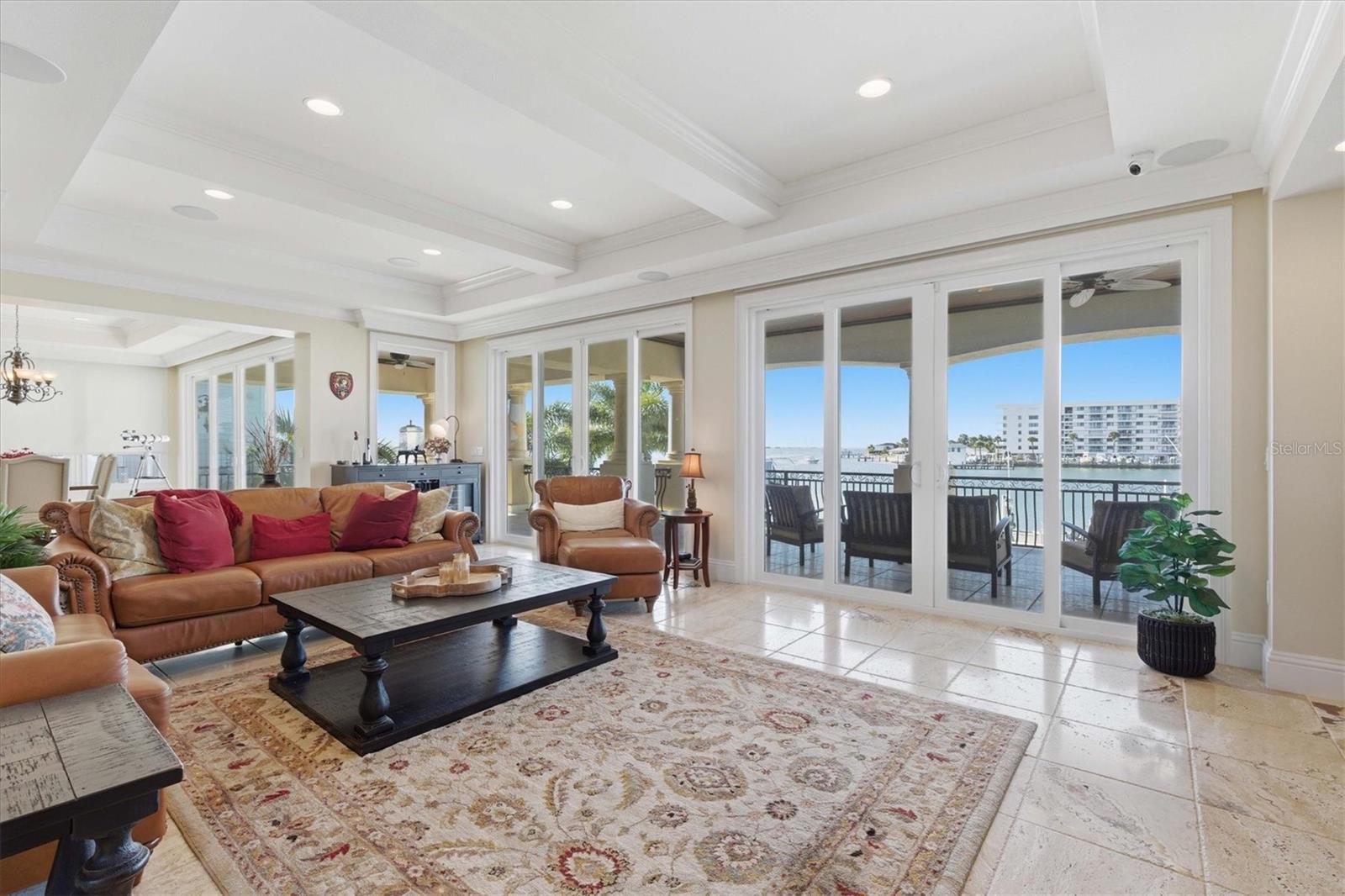 BAYWOOD SHORES - Residential